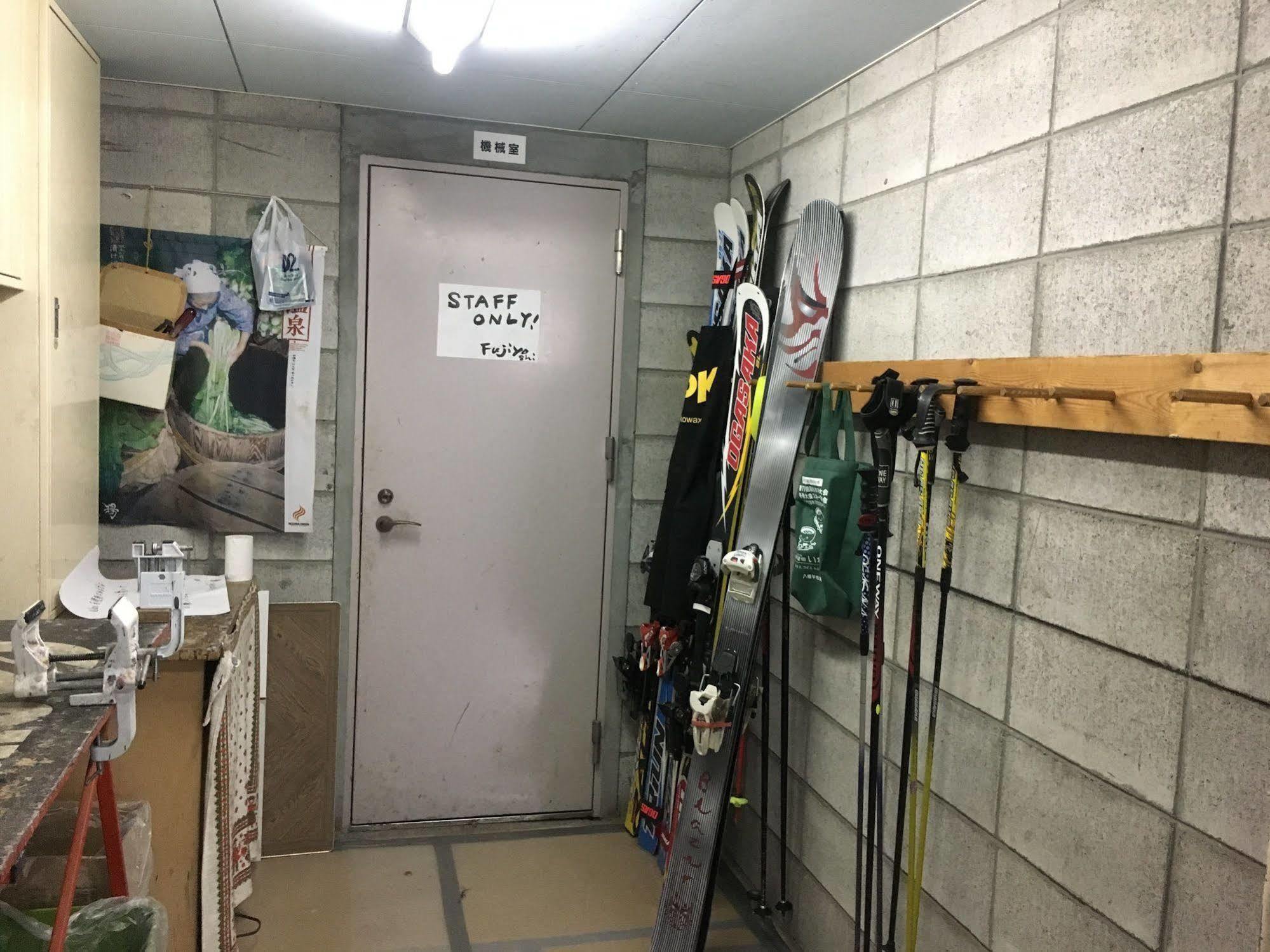 Hotel Fujiyoshi Nozawaonsen Esterno foto